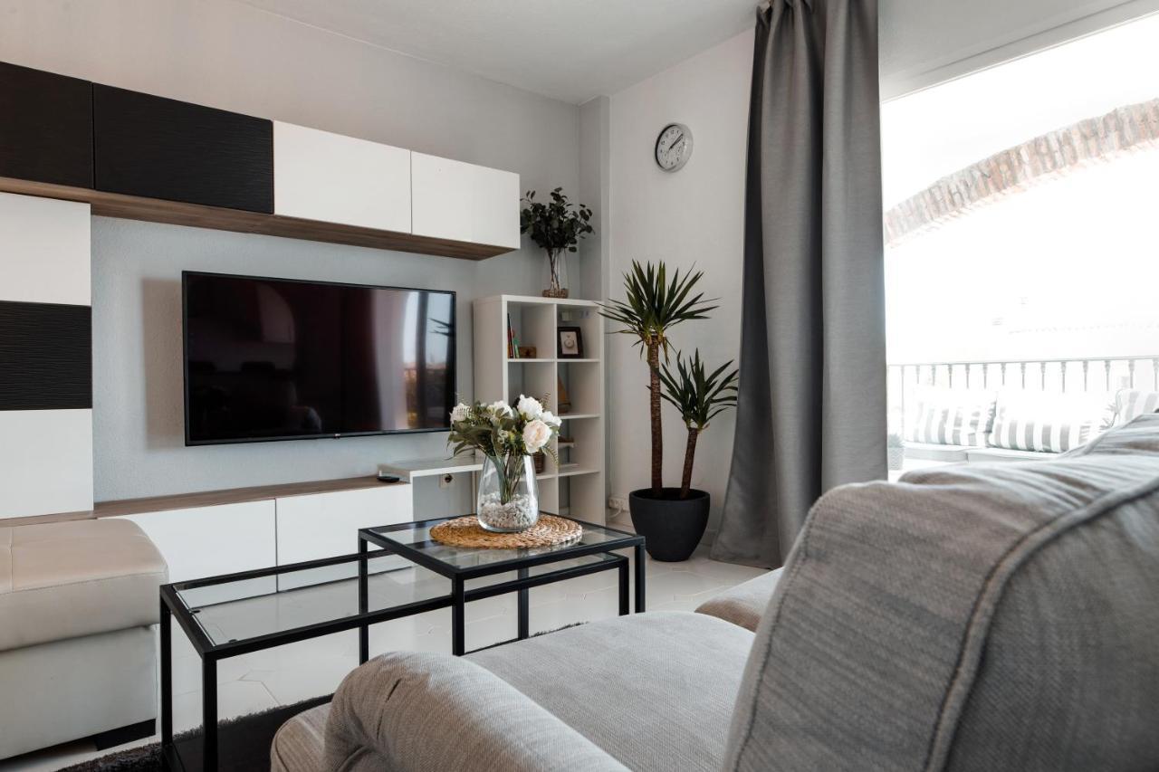 Spacious 2-Bedroom Apartment With Free Parking Sitio de Calahonda Eksteriør billede